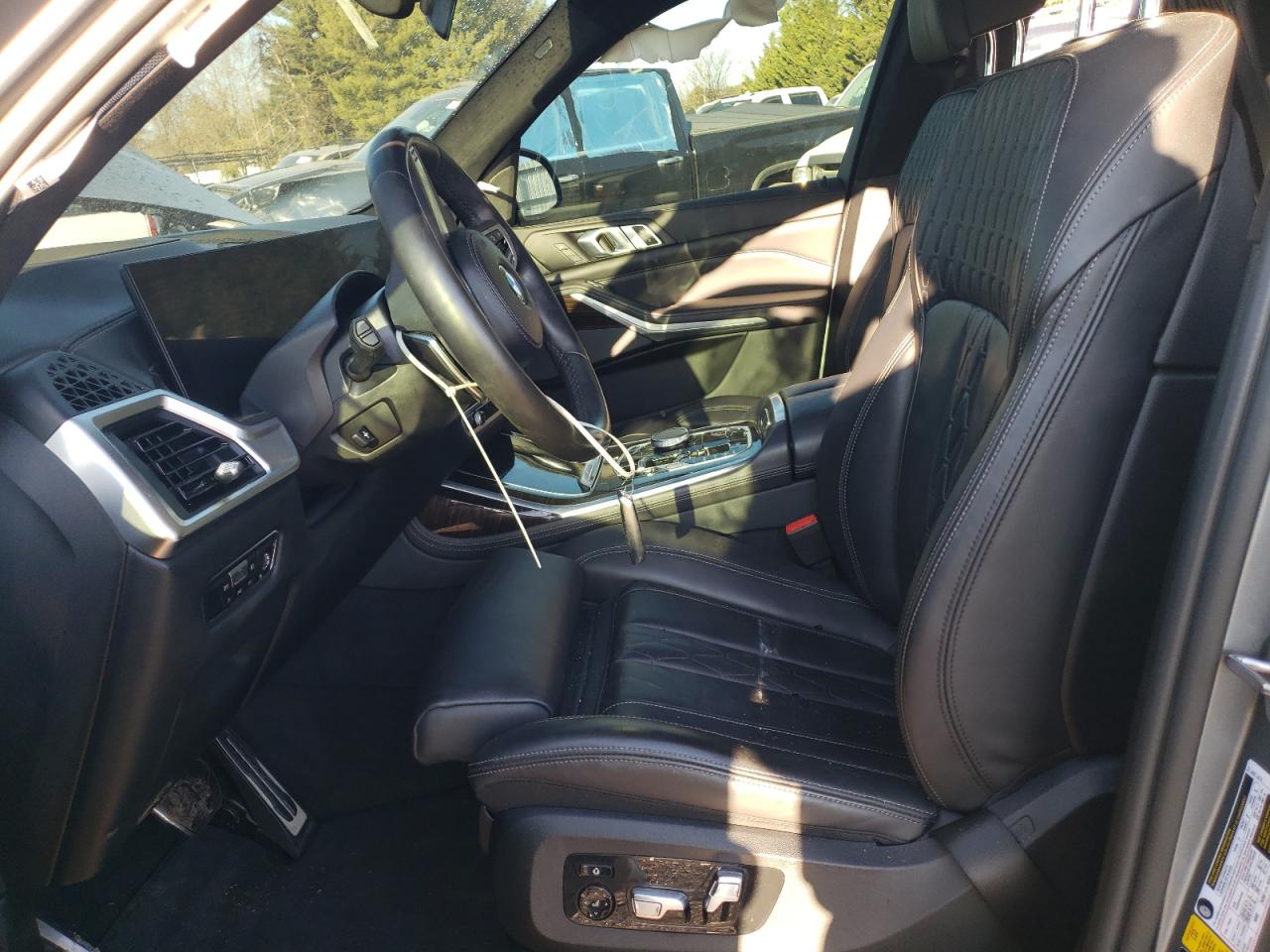 2023 BMW X7 VIN 5UX23EM07P9M76127 Copart auction photo, rollover / all over damage thumbnail 7