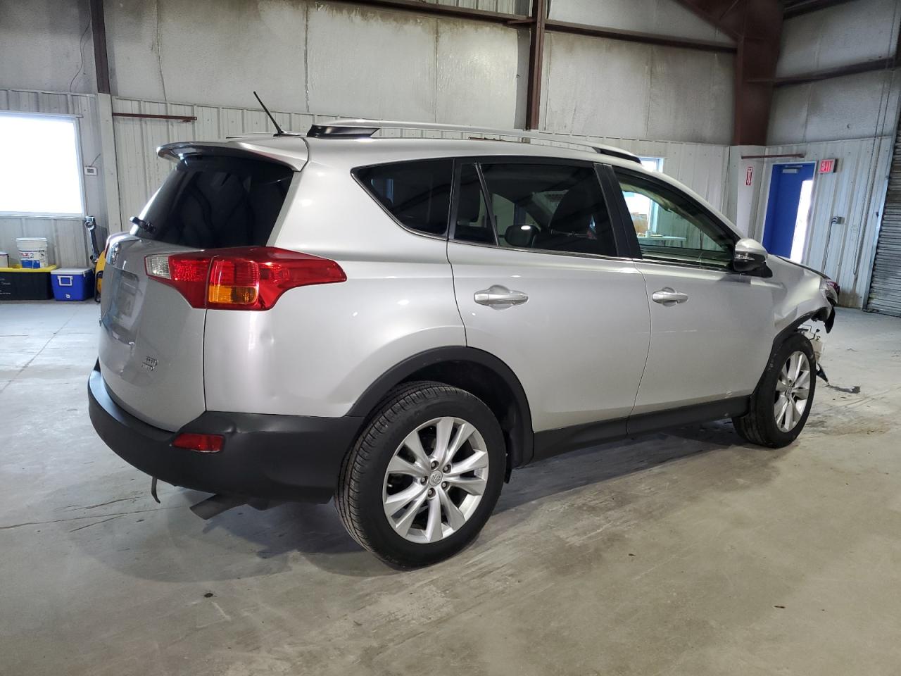 2015 Toyota RAV 4 VIN JTMDFREV7FD160905 Copart auction photo, front end damage thumbnail 3