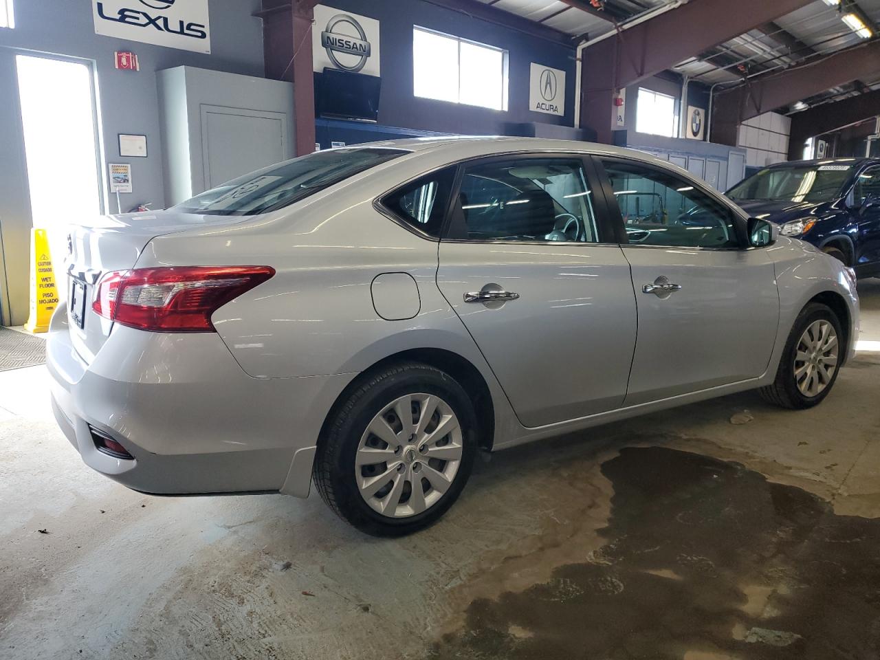 2017 Nissan Sentra VIN 3N1AB7AP0HY350414 Copart auction photo, front end / minor dent/scratches damage thumbnail 3