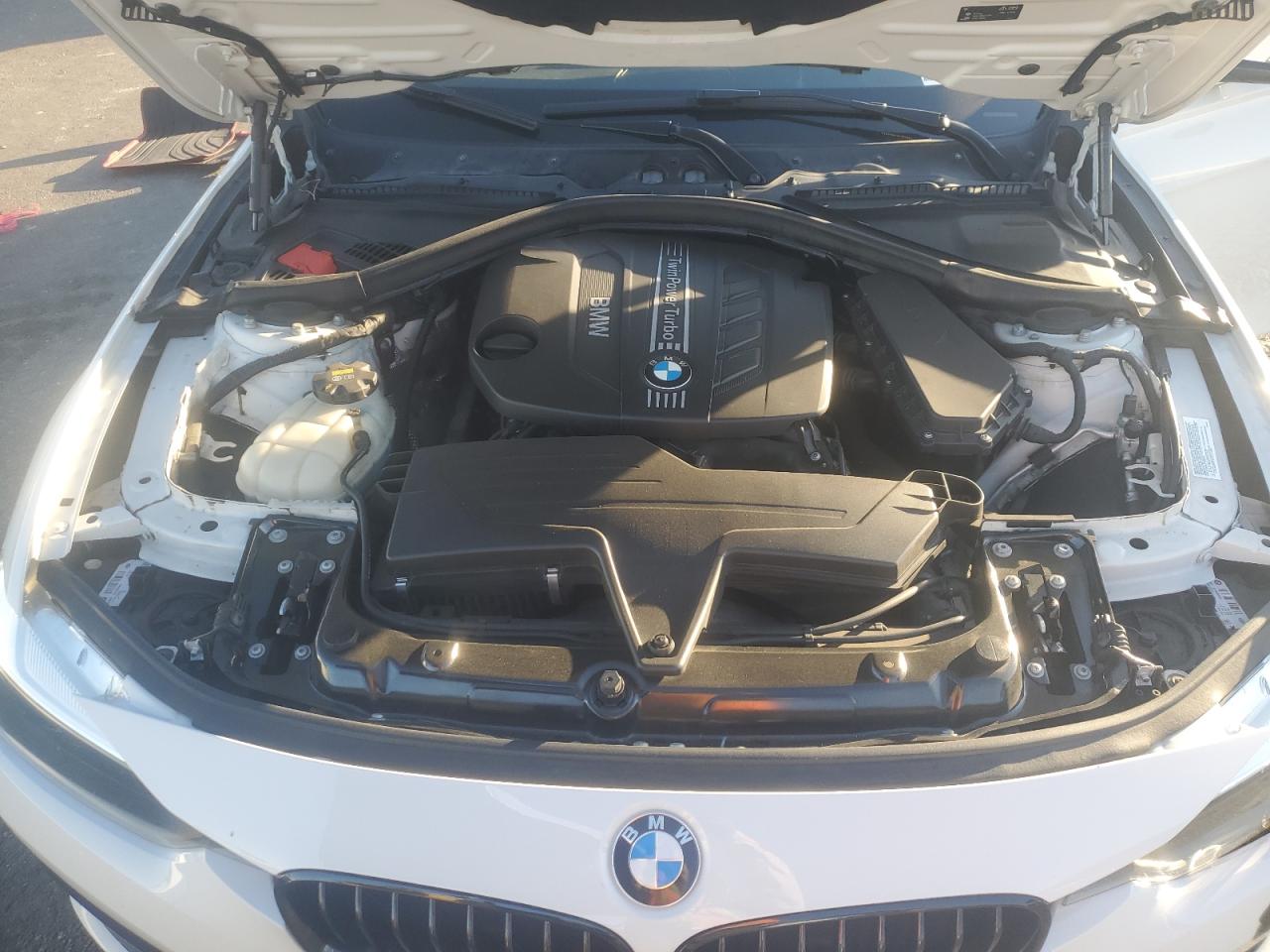 2016 BMW 3er VIN WBA8J1C51GK458428 Copart auction photo, side damage thumbnail 11