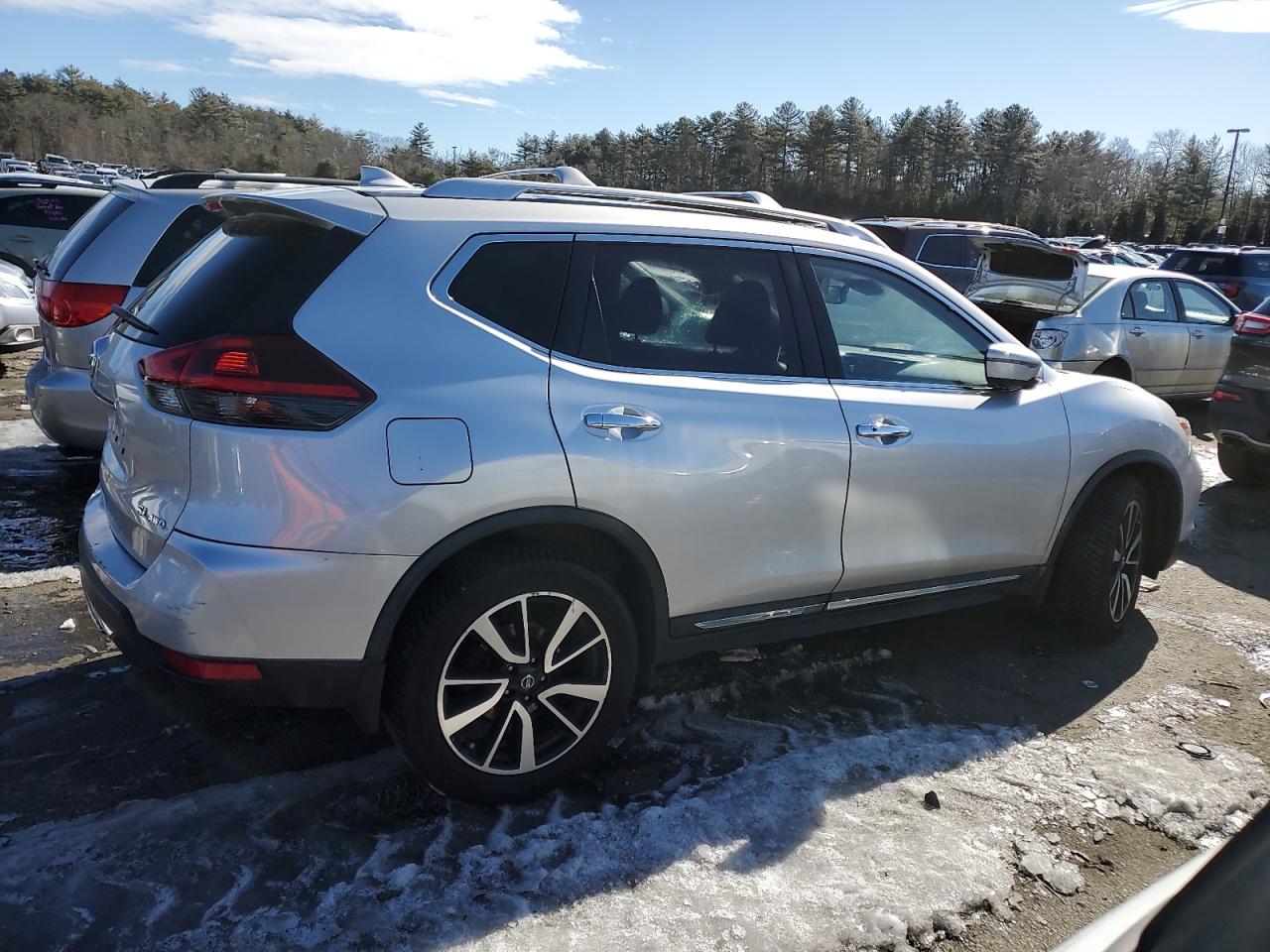 2018 Nissan Rogue VIN JN8AT2MV2JW345918 Copart auction photo, side damage thumbnail 3