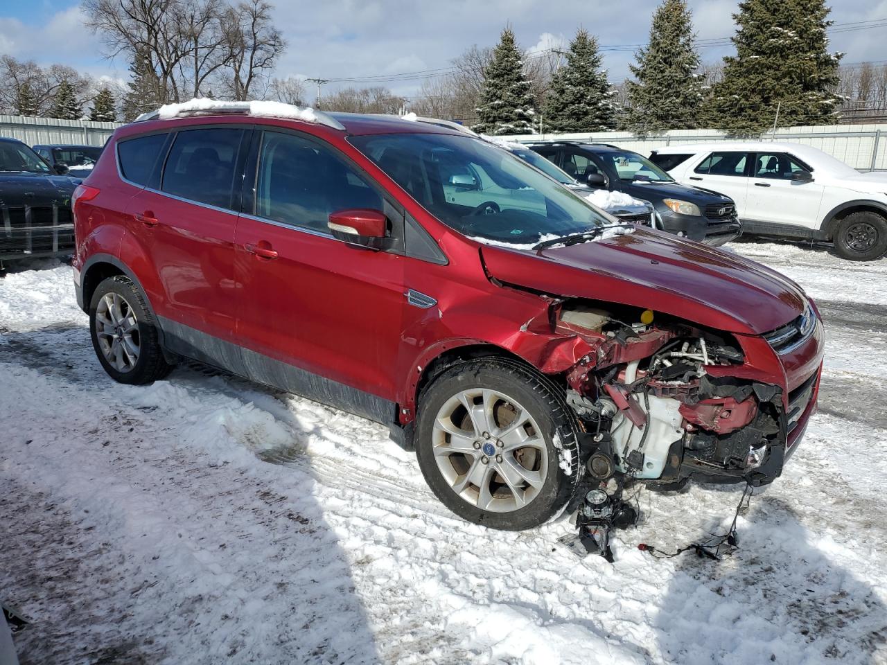 2016 Ford Escape VIN 1FMCU9JXXGUA71643 Copart auction photo, front end damage thumbnail 4