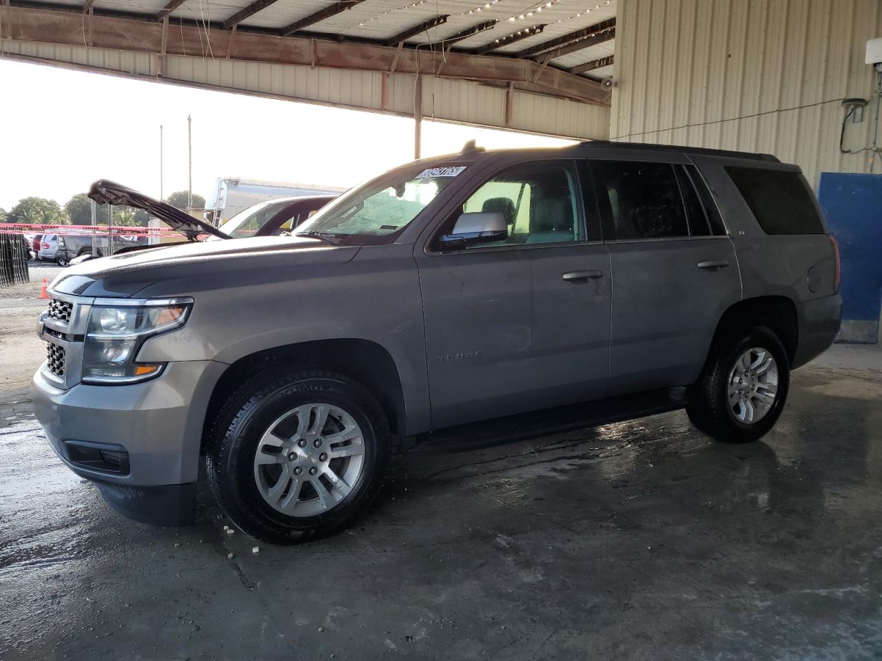 2019 Chevrolet Tahoe VIN 1GNSKBKC0KR163534