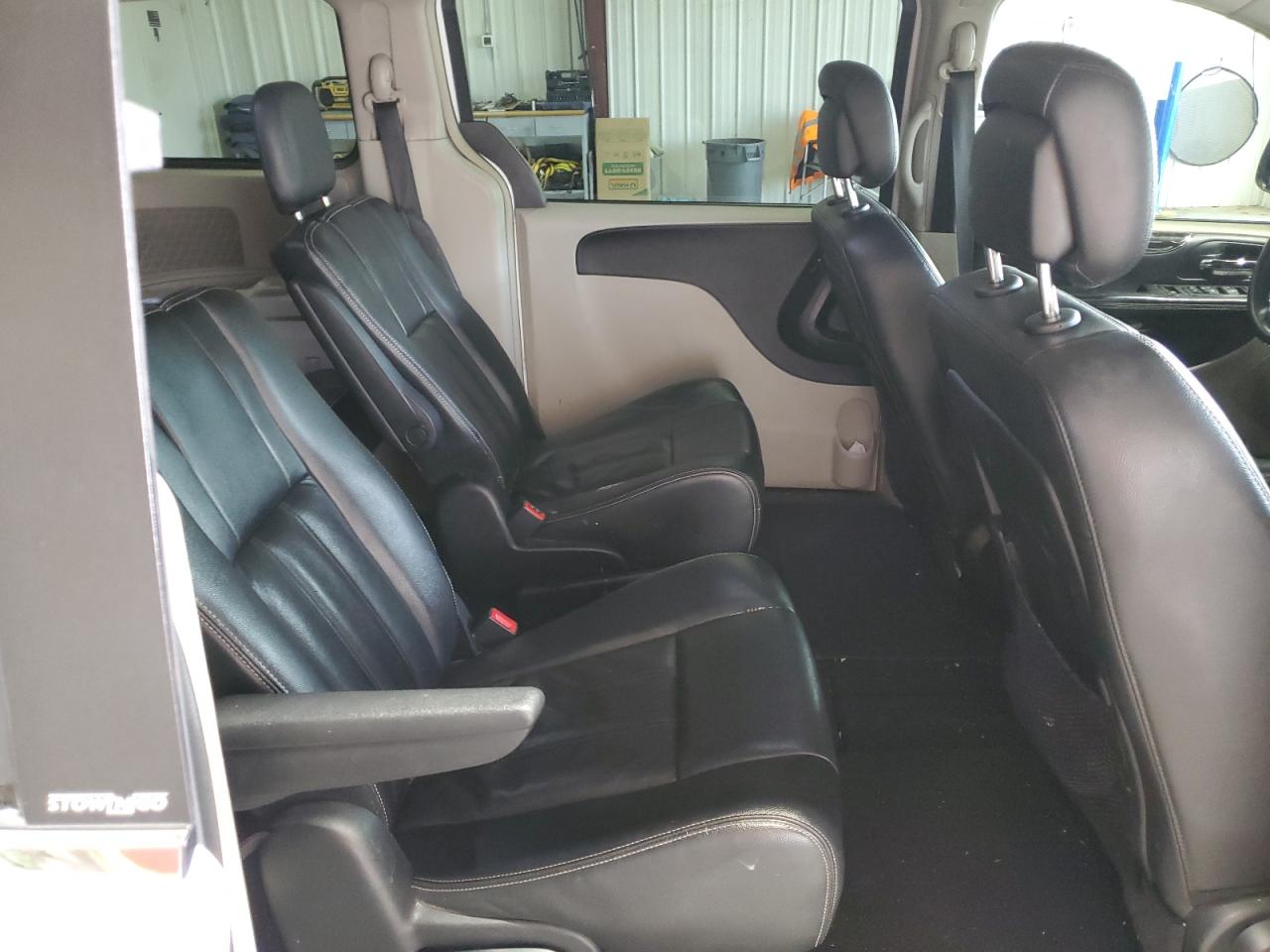 2014 Chrysler Town & Country VIN 2C4RC1BG2ER131555 Copart auction photo, front end damage thumbnail 11