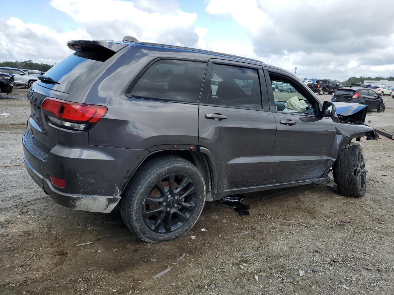 2018 Jeep Grand Cherokee VIN 1C4RJEAG5JC275411 Copart auction photo, front end damage thumbnail 3