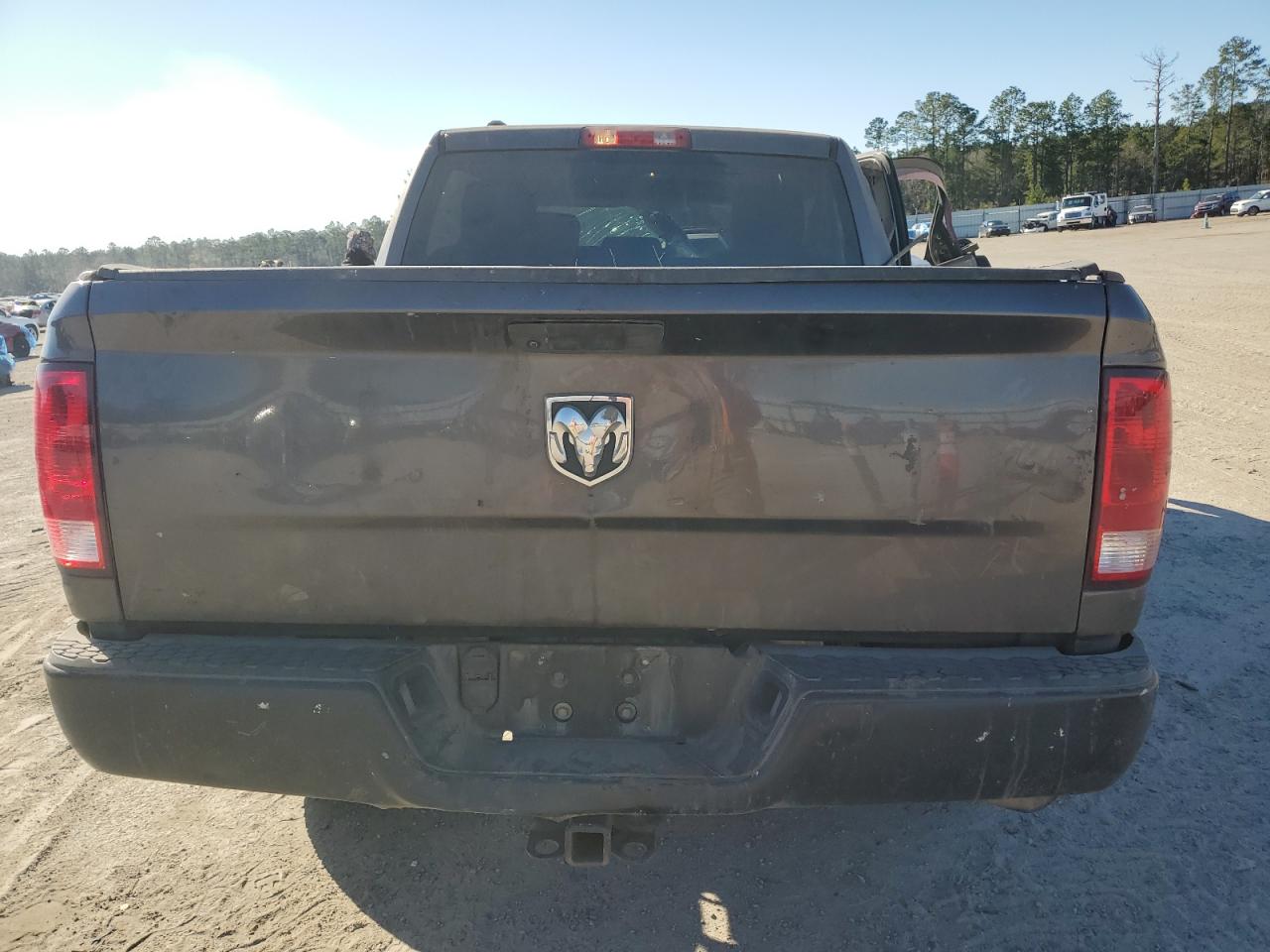 2019 RAM 1500 VIN 1C6RR6KG4KS515236 Copart auction photo, all over damage thumbnail 6