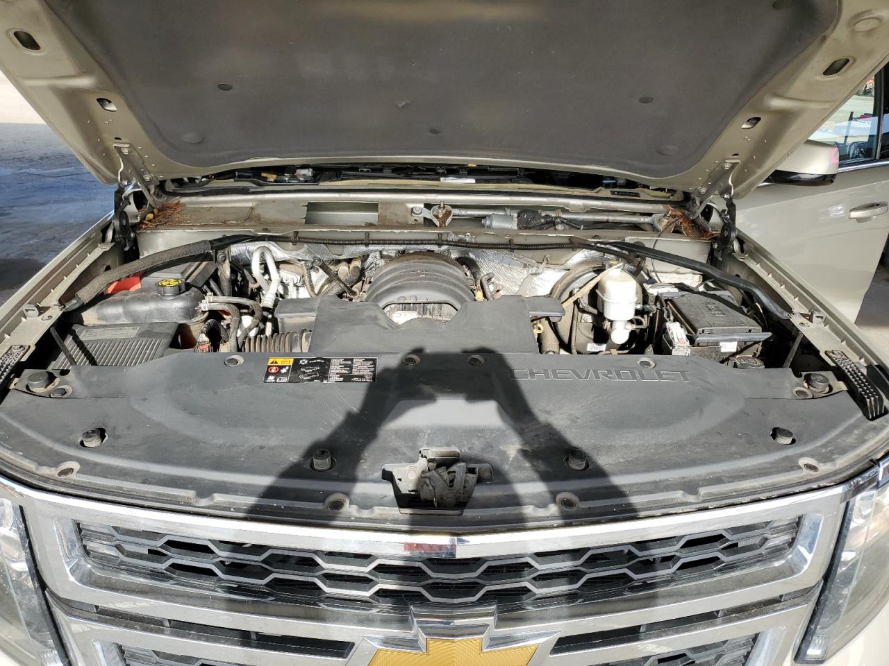 2015 Chevrolet Tahoe VIN 1GNSKBKC5FR567385 Copart auction photo, all over damage thumbnail 11