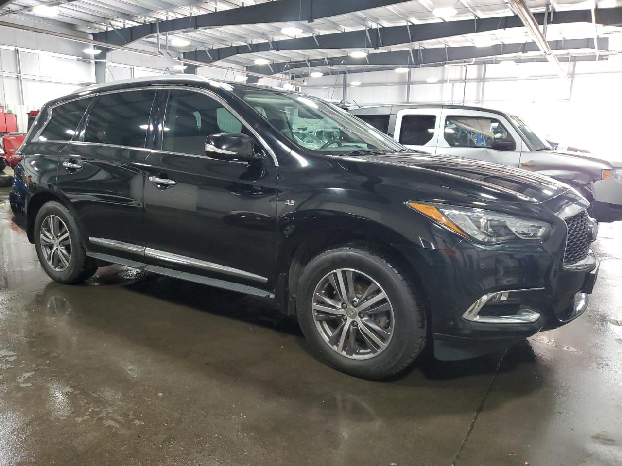2019 Infiniti QX60 VIN 5N1DL0MM7KC567261 Copart auction photo, vandalism damage thumbnail 4