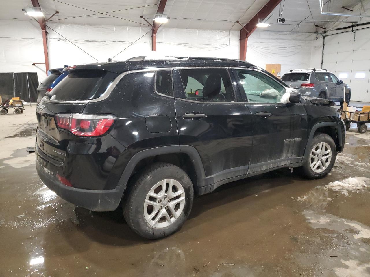 2019 Jeep Compass VIN 3C4NJDAB2KT598592 Copart auction photo, undercarriage / front end damage thumbnail 3