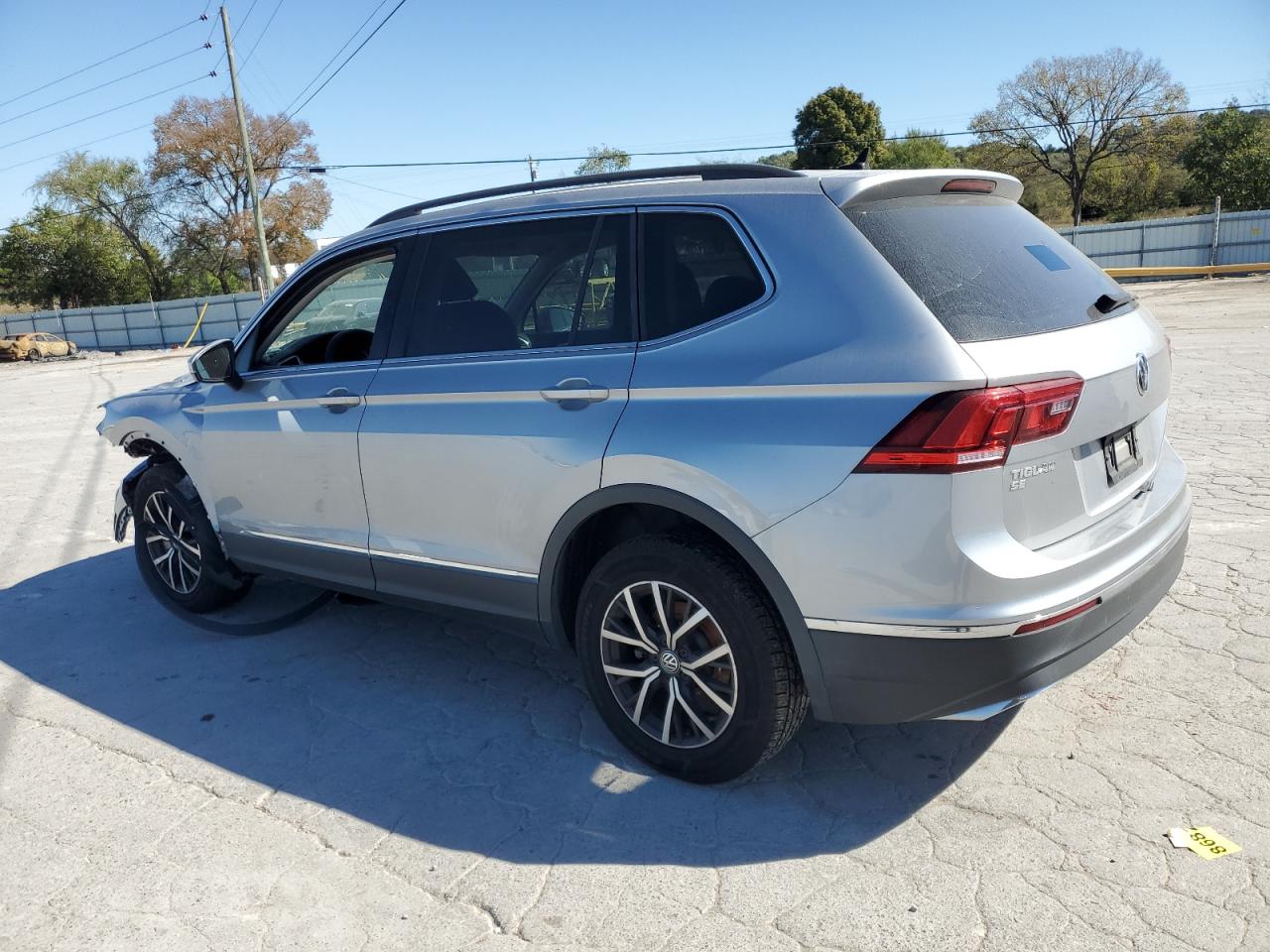 2021 Volkswagen Tiguan VIN 3VV3B7AX5MM032152 Copart auction photo, front end / minor dent/scratches damage thumbnail 2
