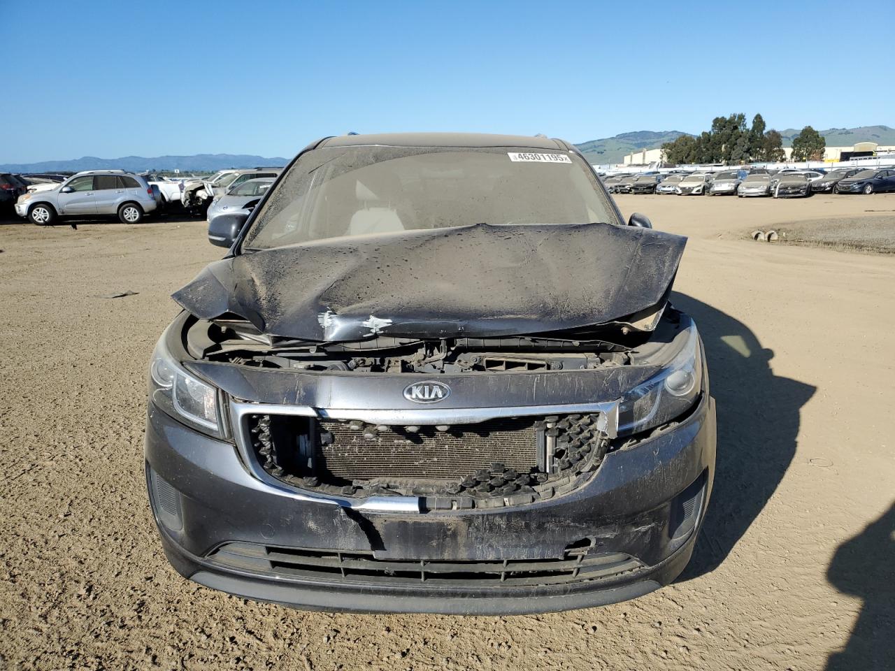 2016 KIA Sedona VIN KNDMB5C11G6085080 Copart auction photo, front end damage thumbnail 5