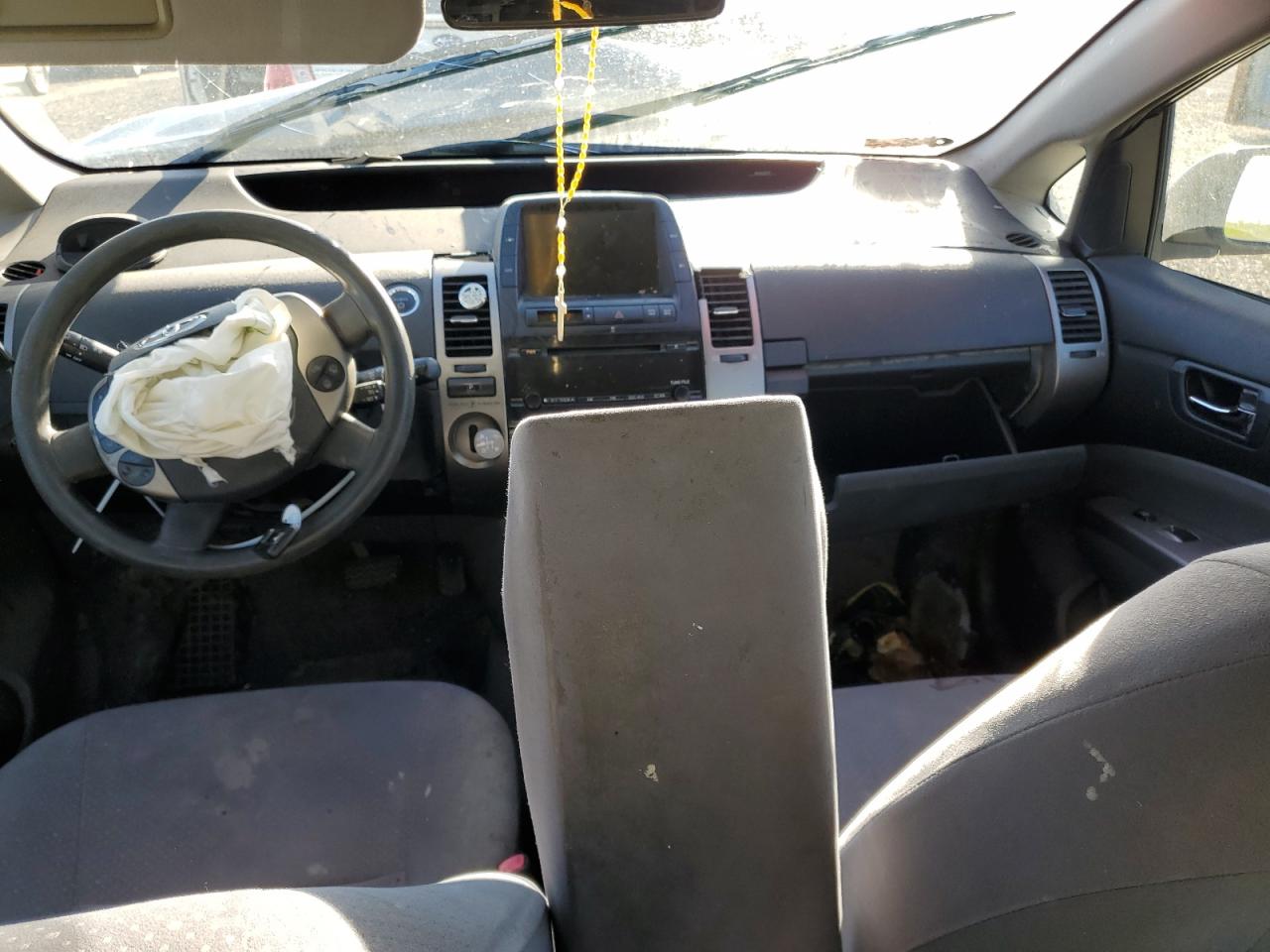 2006 Toyota Prius VIN JTDKB20U163158226 Copart auction photo, front end / side damage thumbnail 8
