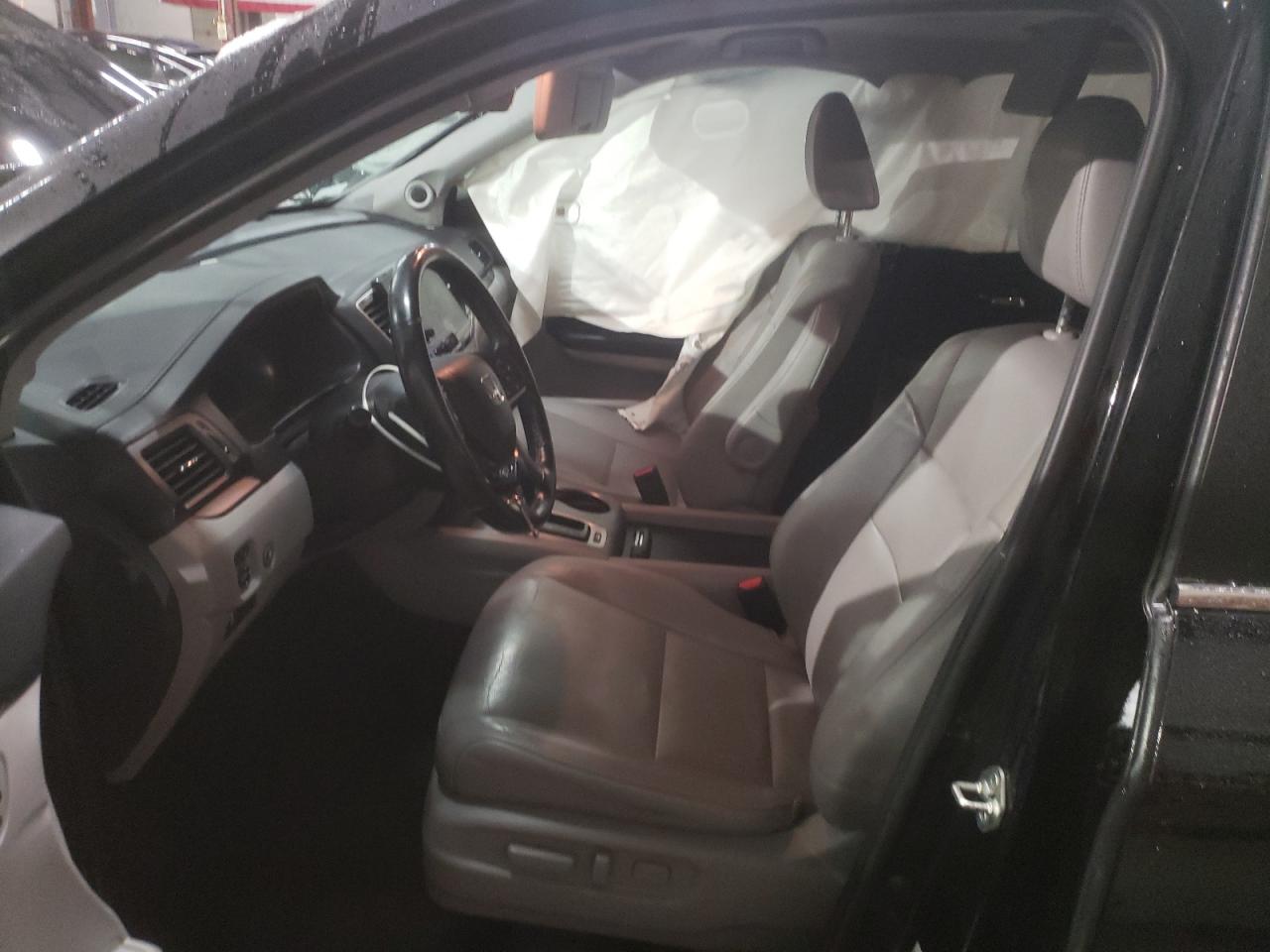 2019 Honda Pilot VIN 5FNYF6H49KB095559 Copart auction photo, side / minor dent/scratches damage thumbnail 7