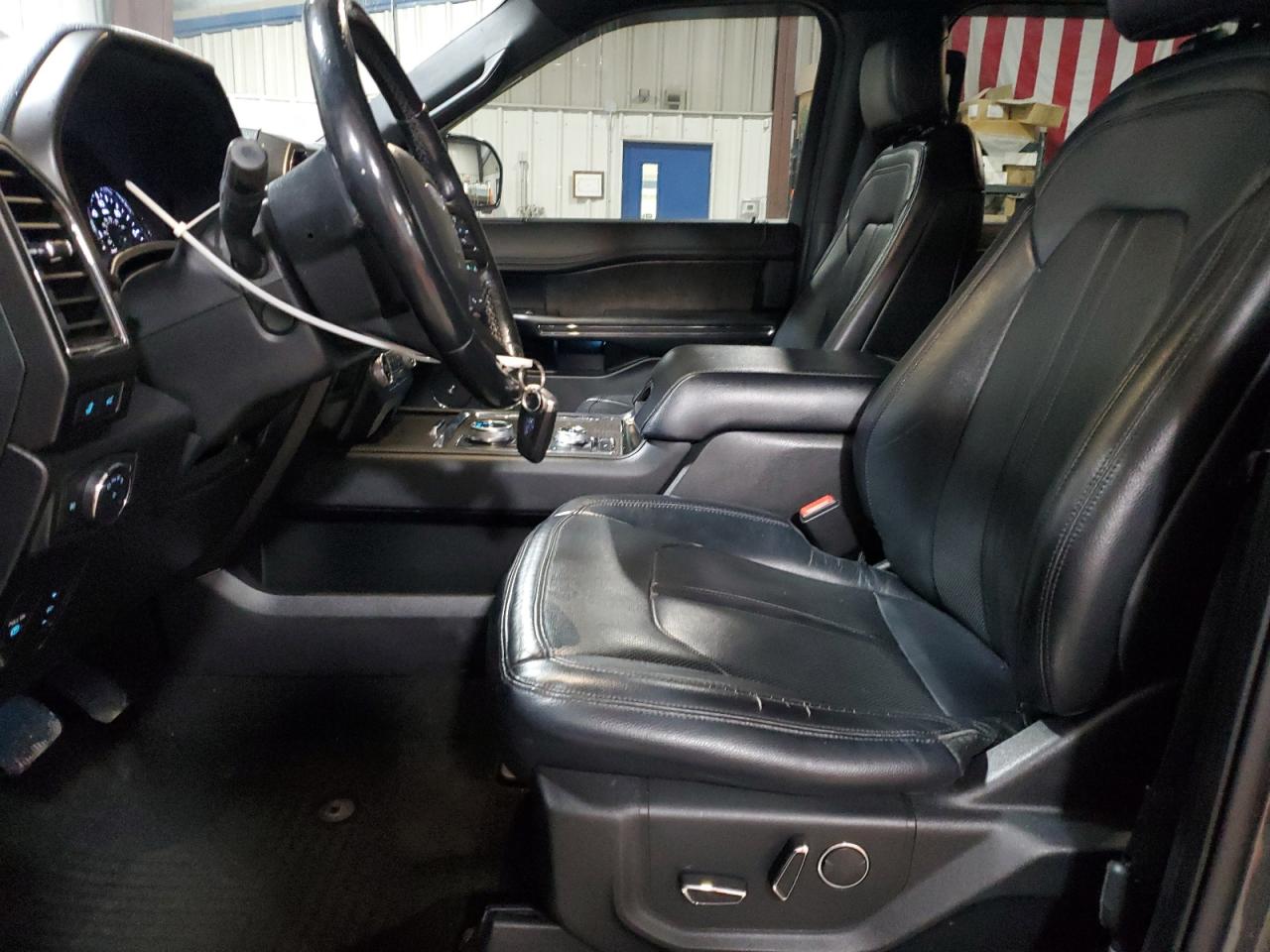 2019 Ford Expedition VIN 1FMJK2AT7KEA19164 Copart auction photo, front end / rear end damage thumbnail 7