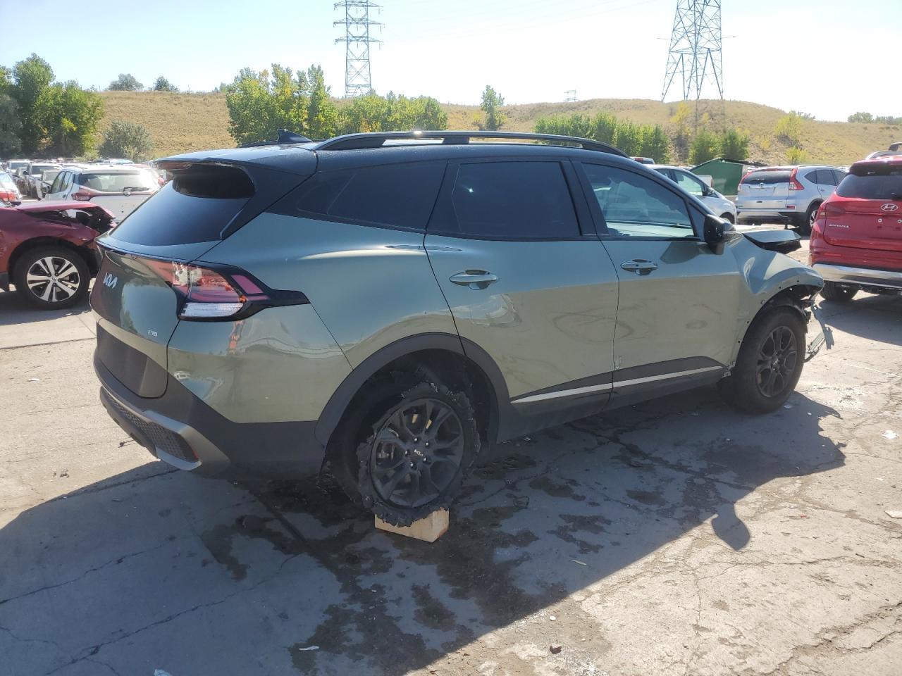 2023 KIA Sportage VIN 5XYK7CAFXPG042561 Copart auction photo, front end damage thumbnail 3