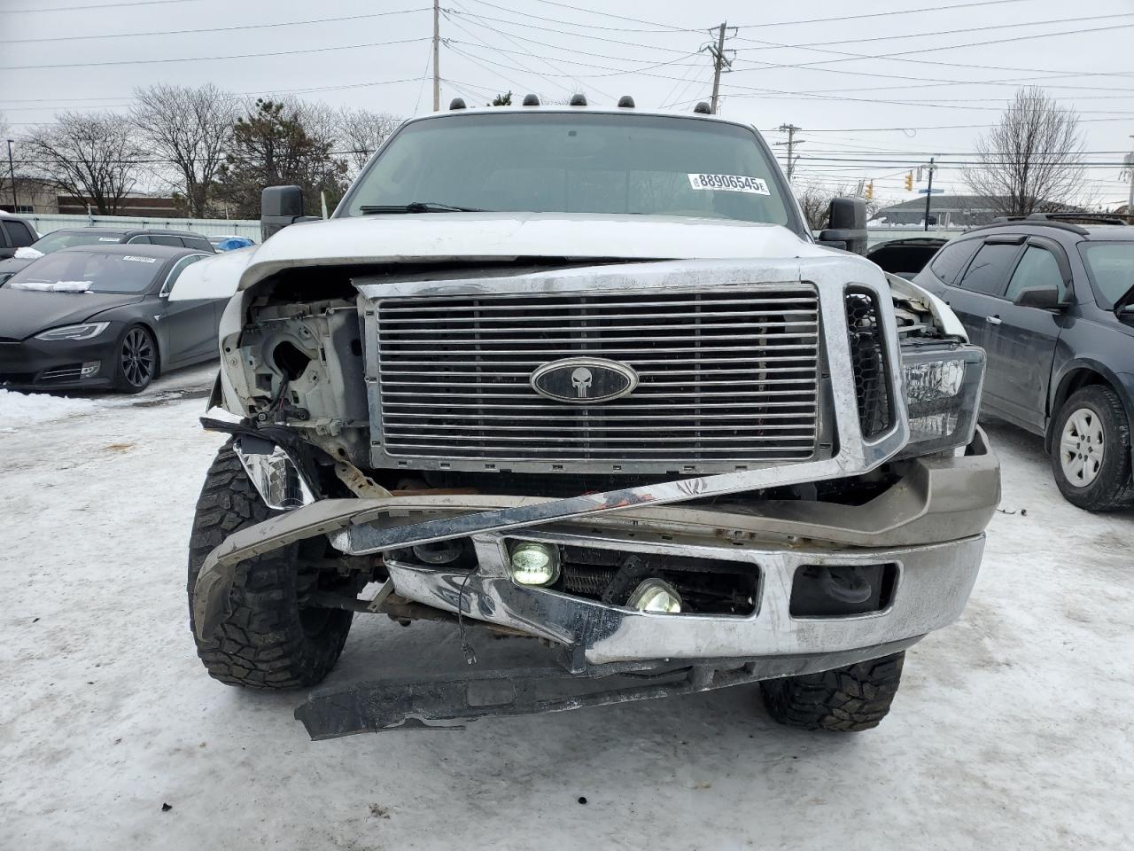 2005 Ford F250 VIN 1FTSW21P85EA99997 Copart auction photo, front end damage thumbnail 5