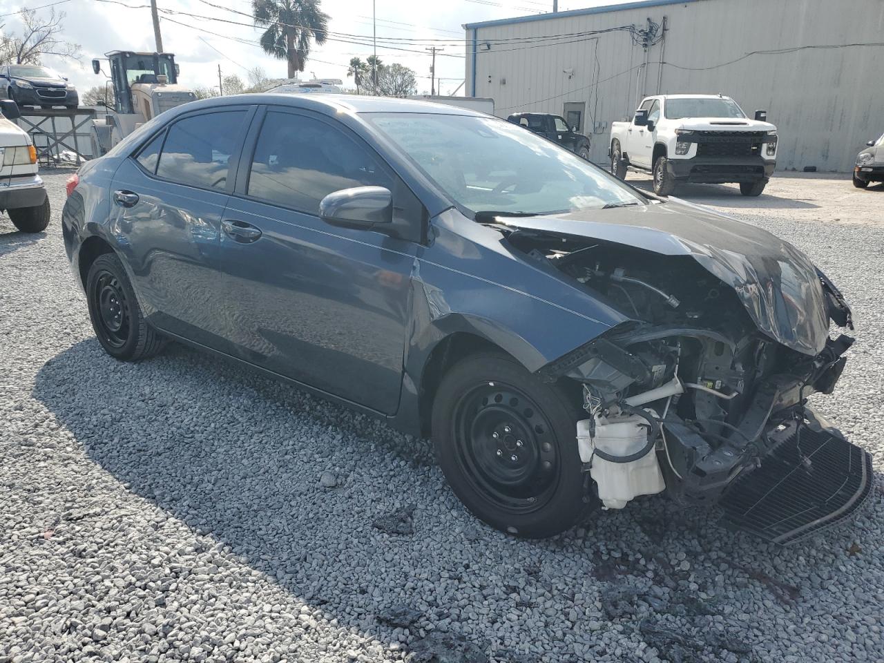 2017 Toyota Corolla VIN 2T1BURHE6HC752188 Copart auction photo, front end / mechanical damage thumbnail 4