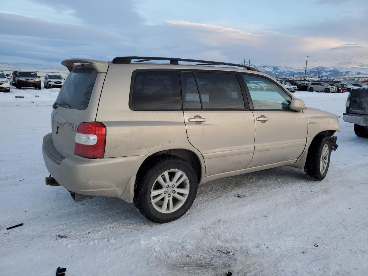 2006 Toyota Highlander VIN JTEEW21A760002047 Copart auction photo, front end / minor dent/scratches damage thumbnail 3