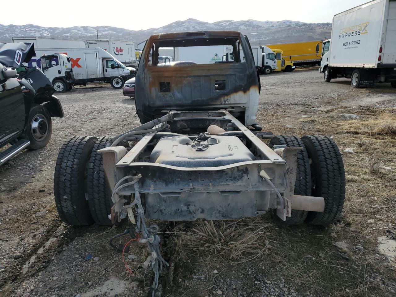 2017 RAM 5500 VIN 3C7WRNBL3HG789985 Copart auction photo, burn damage thumbnail 6