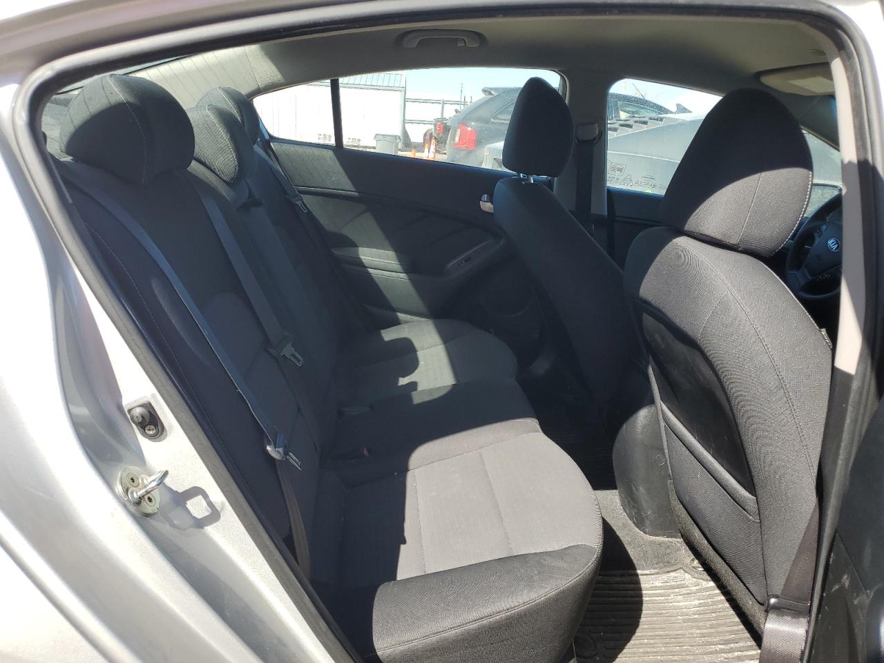 2018 KIA Forte VIN 3KPFL4A75JE197065 Copart auction photo, front end damage thumbnail 10