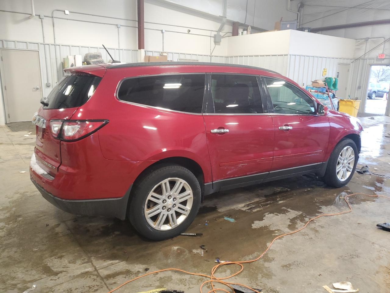 2014 Chevrolet Traverse VIN 1GNKVGKD7EJ192321 Copart auction photo, front end / side damage thumbnail 3