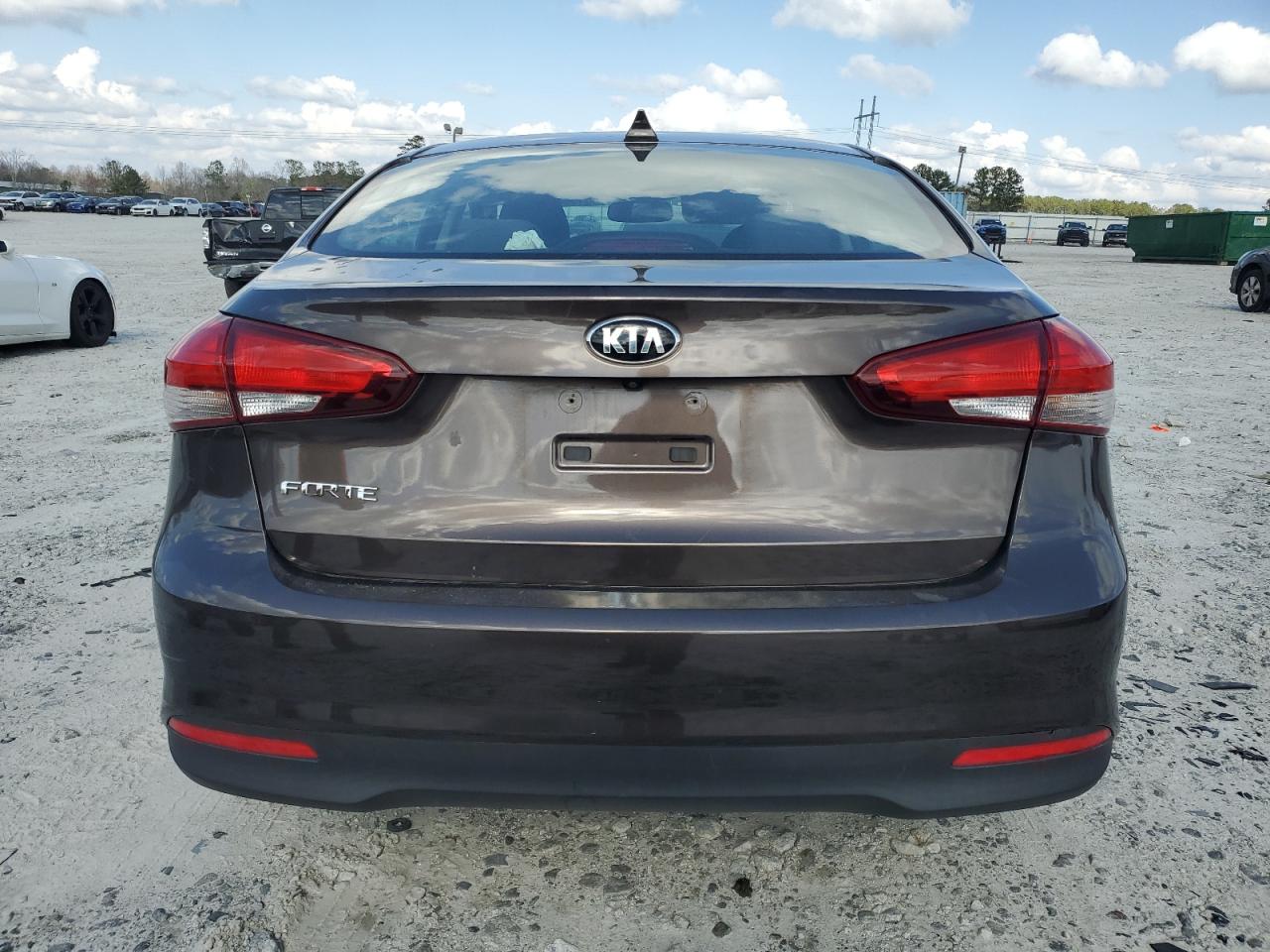 2018 KIA Forte VIN 3KPFL4A71JE182952 Copart auction photo, front end damage thumbnail 6