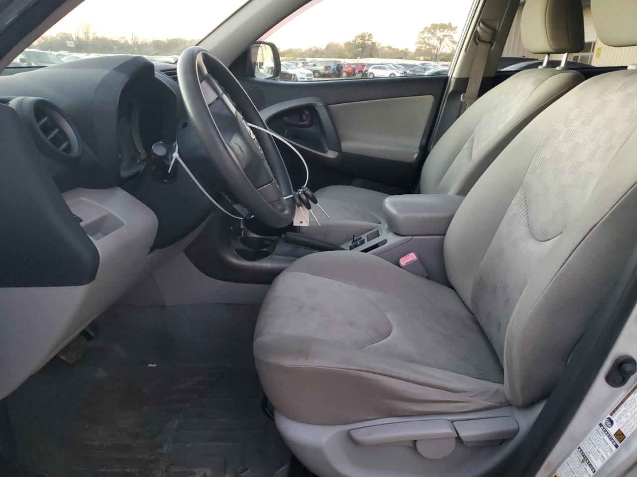 2009 Toyota RAV 4 VIN JTMBF33V195007684 Copart auction photo, rear end / front end damage thumbnail 7