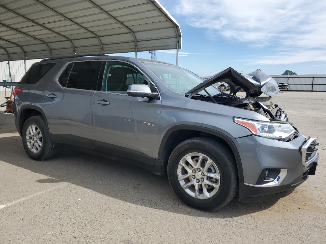 2021 Chevrolet Traverse VIN 1GNERGKW7MJ249943 Copart auction photo, front end damage thumbnail 4