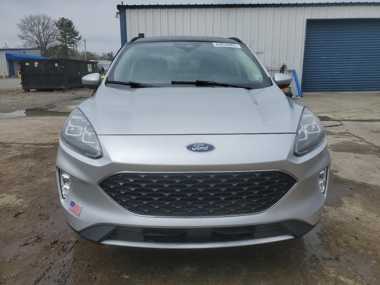 2020 Ford Escape VIN 1FMCU9J9XLUB07214 Copart auction photo, side / minor dent/scratches damage thumbnail 5