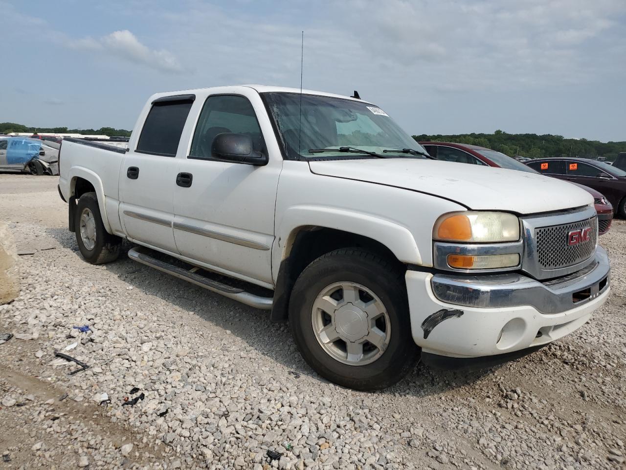 2007 GMC Sierra VIN 2GTEK13T171130542 Copart auction photo, front end damage thumbnail 4