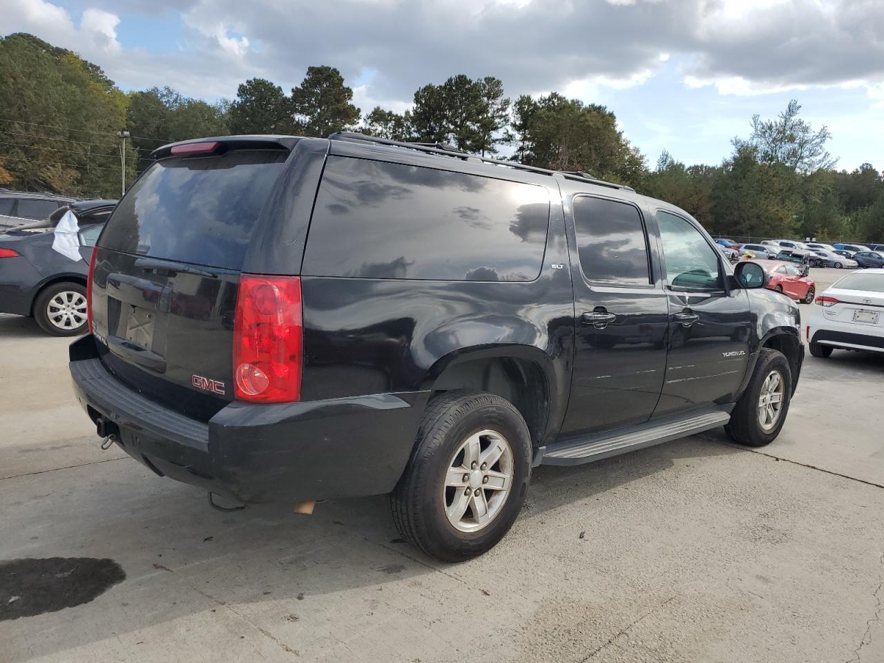2012 GMC Yukon VIN 1GKS2LE70CR101585 Copart auction photo, front end damage thumbnail 3