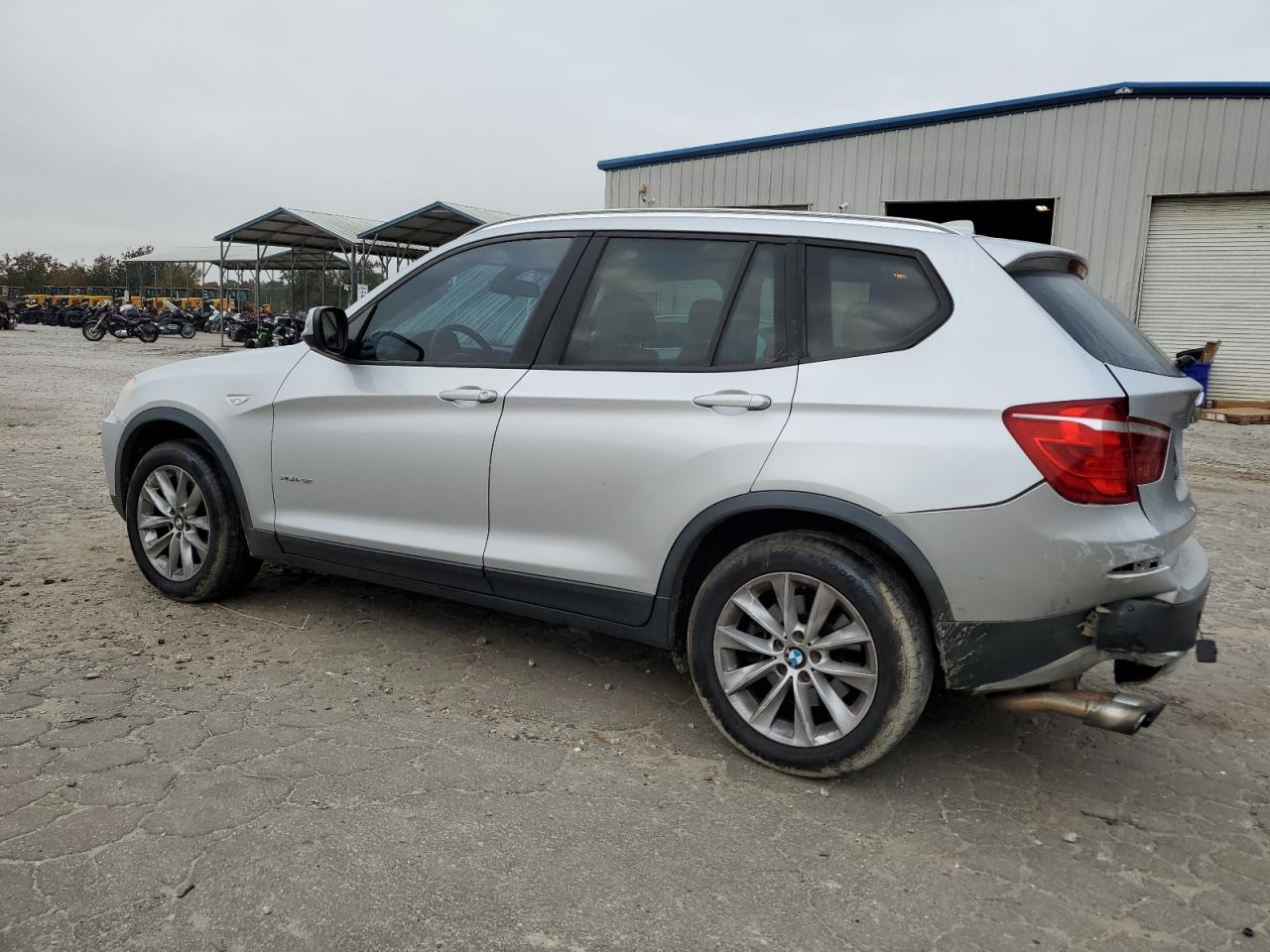 2013 BMW X3 VIN 5UXWX9C51D0A20282 Copart auction photo, side / rear end damage thumbnail 2