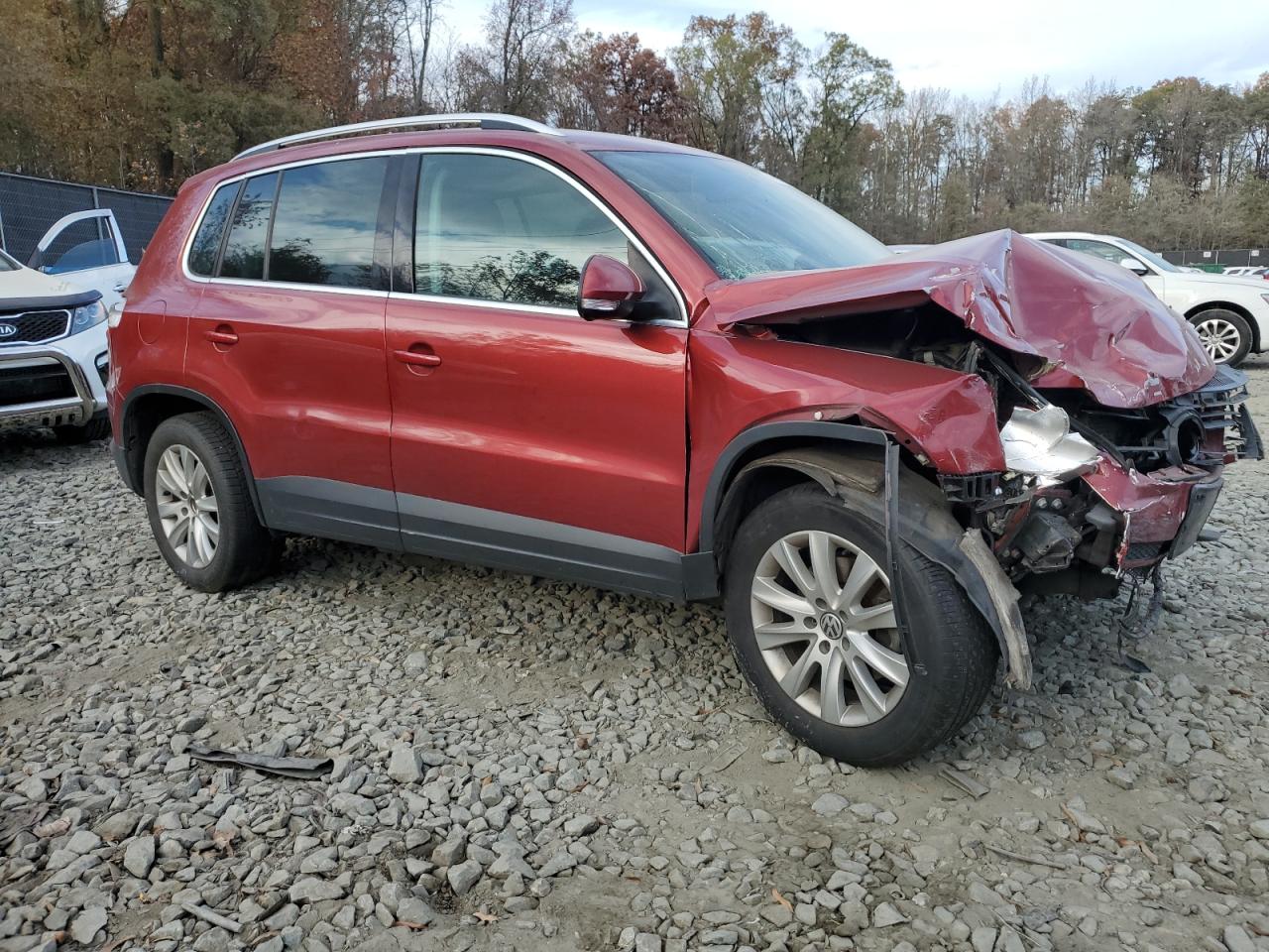 2009 Volkswagen Tiguan VIN WVGAV75N39W521769 Copart auction photo, front end / mechanical damage thumbnail 4