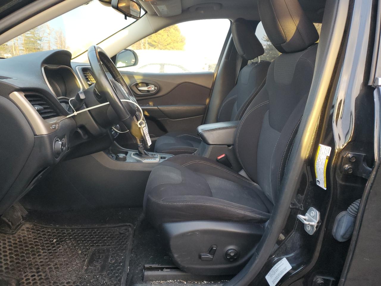 2016 Jeep Grand Cherokee VIN 1C4PJMCS0GW105953 Copart auction photo, front end / minor dent/scratches damage thumbnail 7