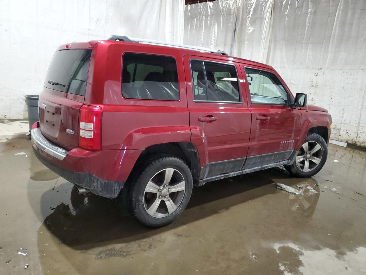 2017 Jeep Liberty (Patriot) VIN 1C4NJRFB2HD205372 Copart auction photo, front end / side damage thumbnail 3