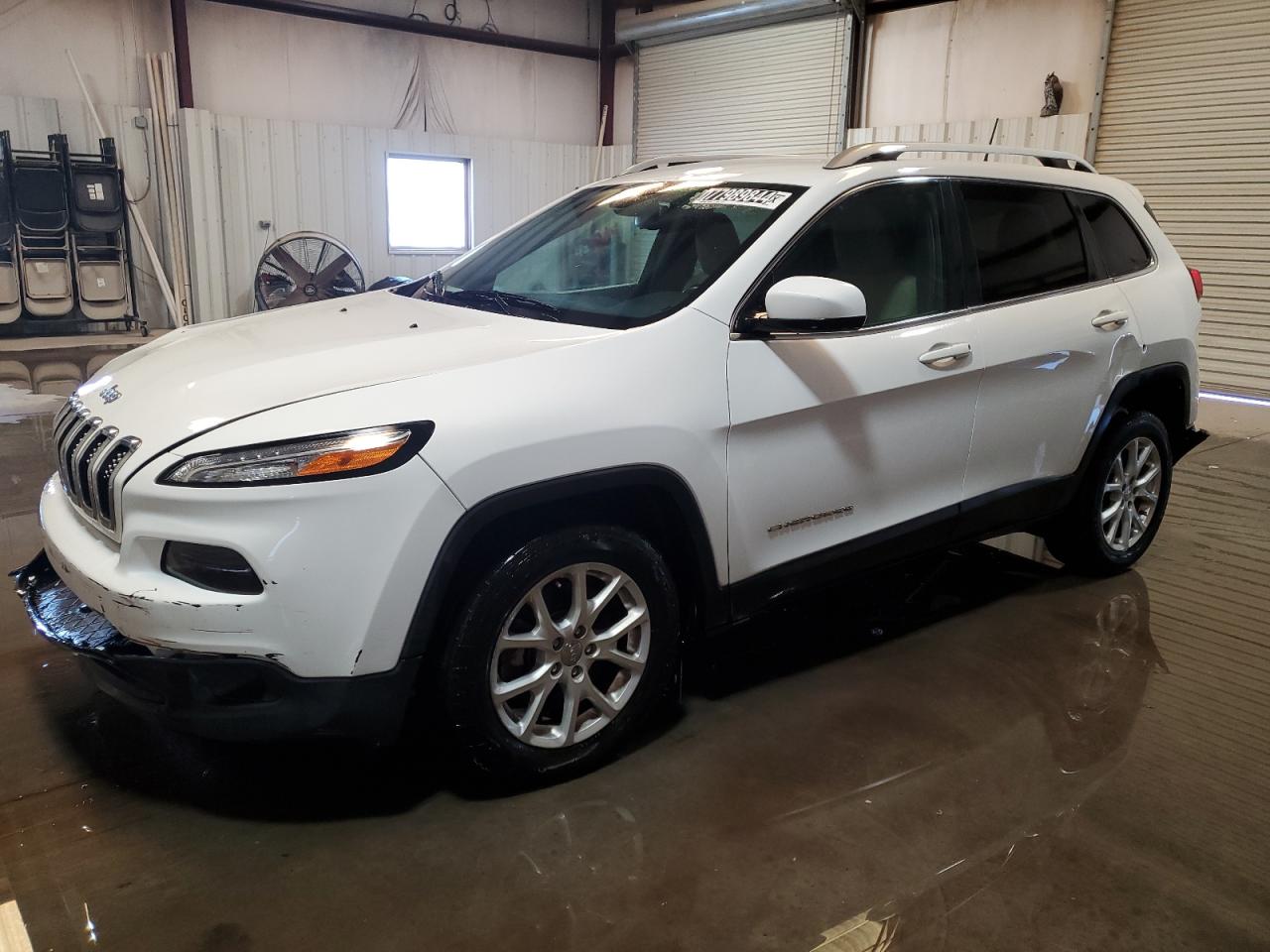 2017 Jeep Grand Cherokee VIN 1C4PJLCB4HW586866