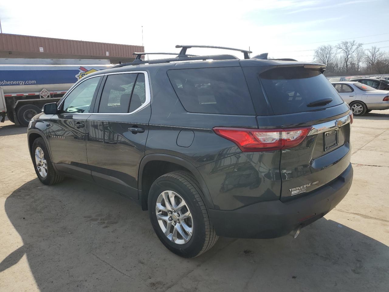2019 Chevrolet Traverse VIN 1GNEVHKW8KJ224841 Copart auction photo, front end / top/roof damage thumbnail 2