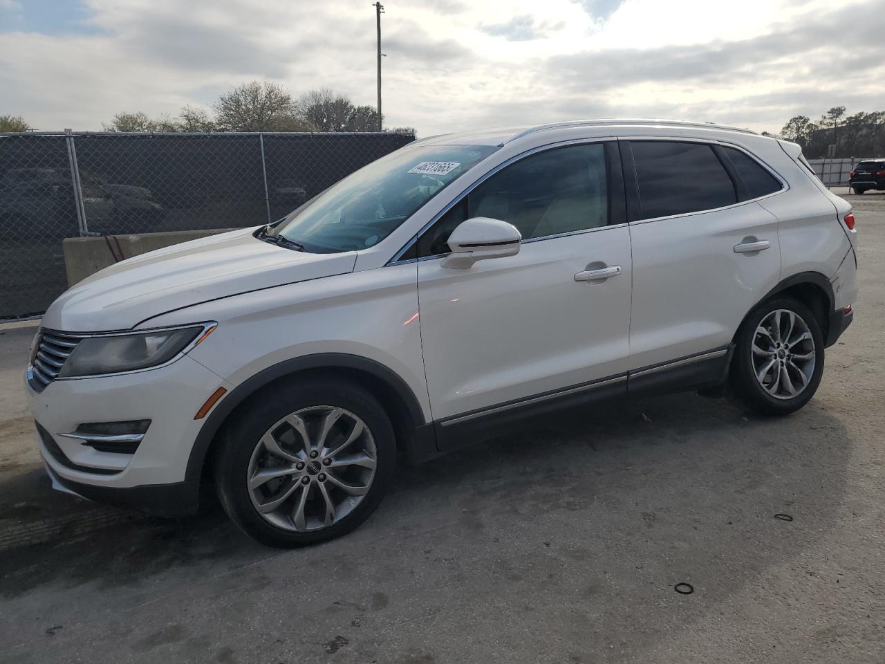 2017 Lincoln MKC VIN 5LMCJ2C93HUL49540