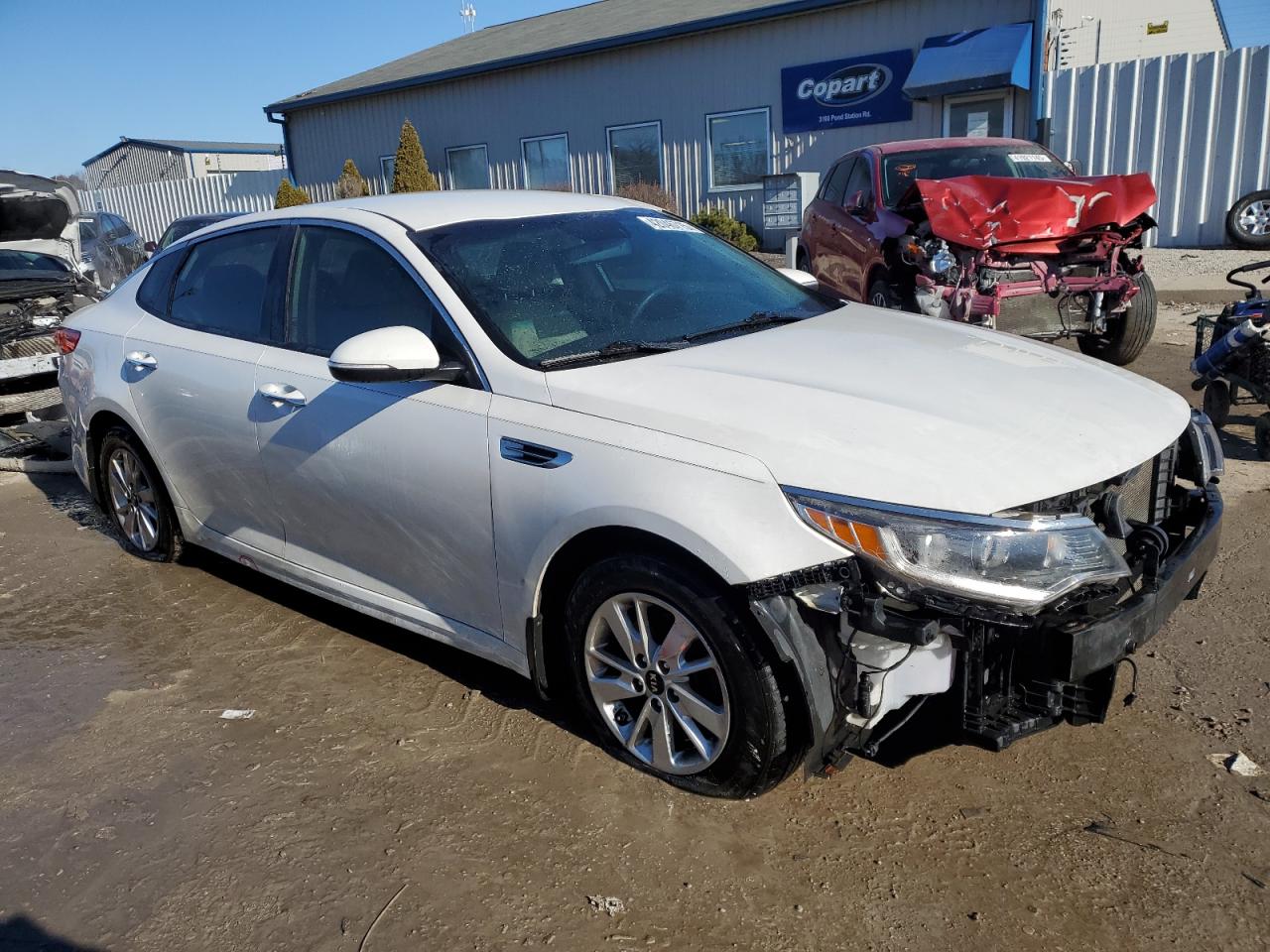 2016 KIA Optima VIN KNAGT4L35G5077394 Copart auction photo, vandalism / front end damage thumbnail 4