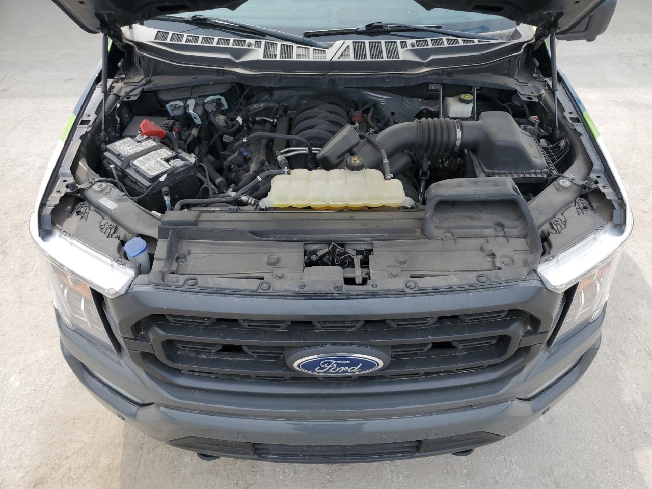 2021 Ford F-150 VIN 1FTFW1E56MFD04925 Copart auction photo, side / minor dent/scratches damage thumbnail 11