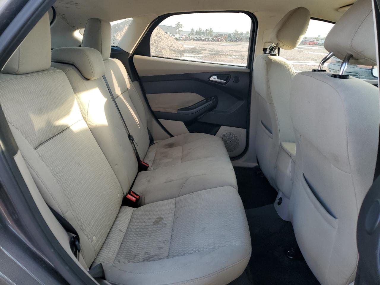 2012 Ford Focus VIN 1FAHP3M26CL221638 Copart auction photo, front end / minor dent/scratches damage thumbnail 11