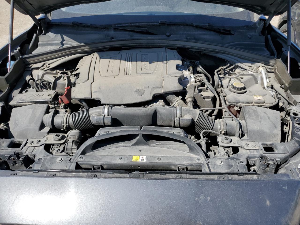 2017 Jaguar F-Pace VIN SADCL2BVXHA067742 Copart auction photo, front end / side damage thumbnail 12