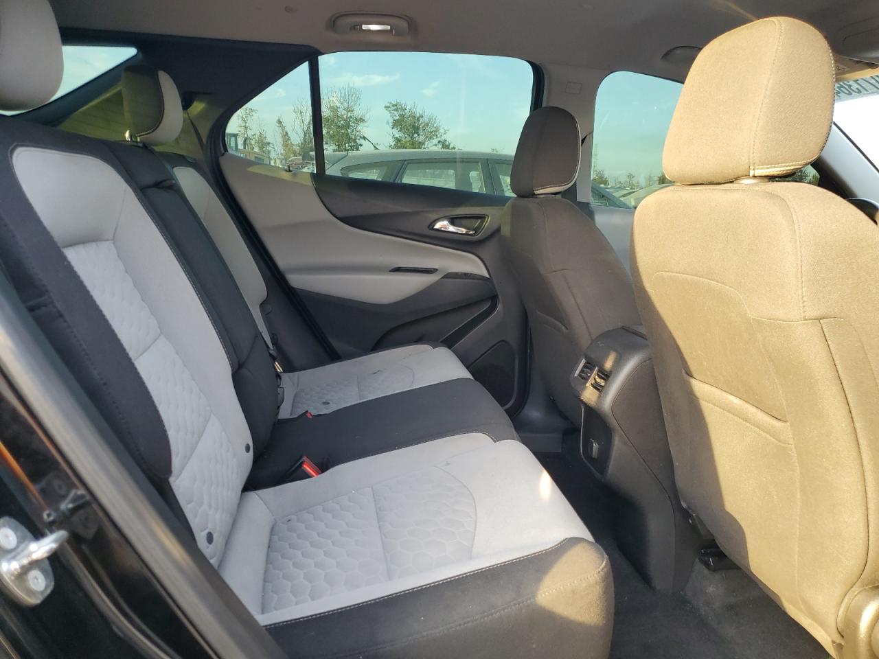 2018 Chevrolet Equinox VIN 2GNAXHEVXJ6247156 Copart auction photo, front end damage thumbnail 11