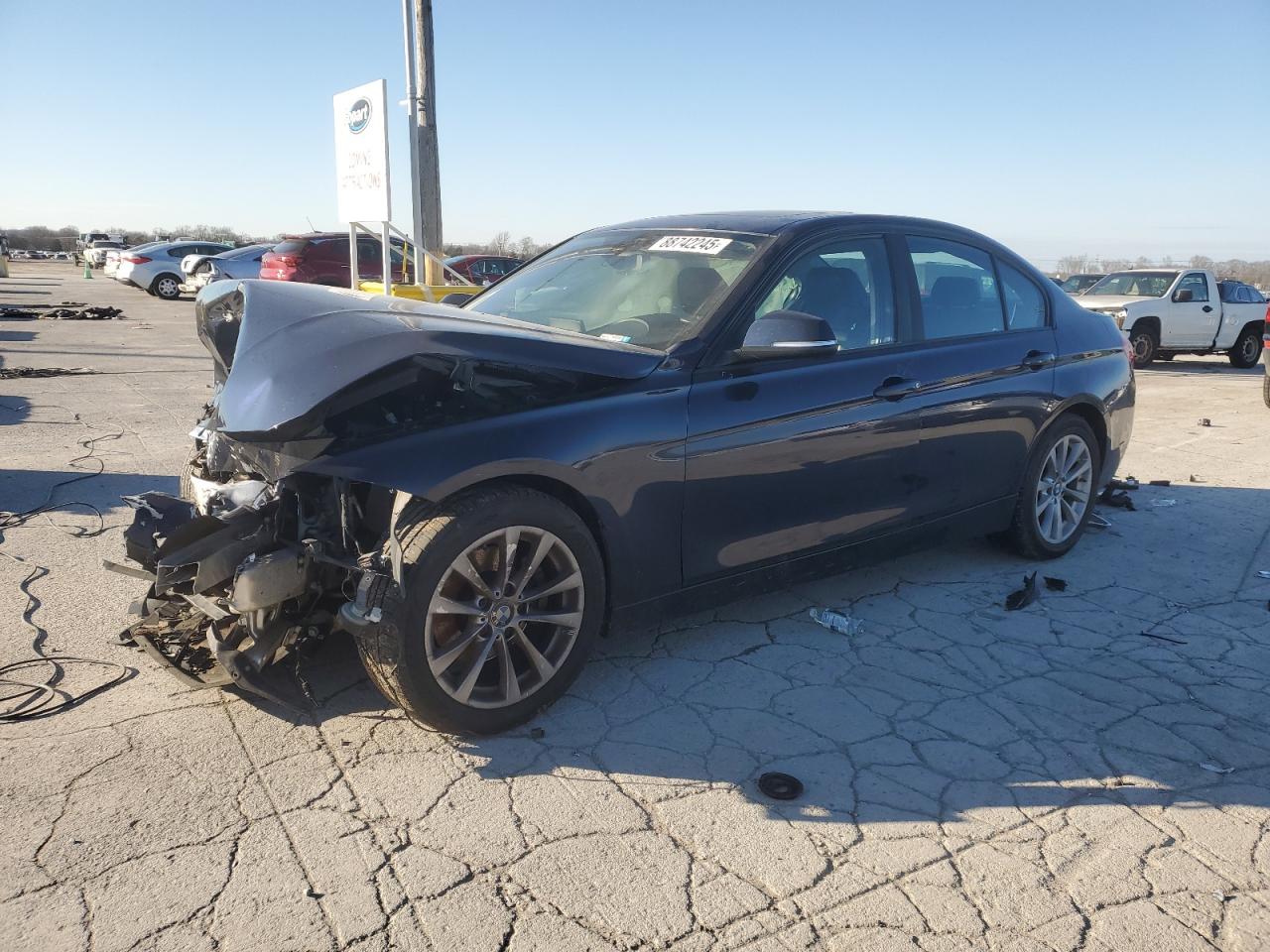 2017 BMW 3er VIN WBA8E1G35HNU16177