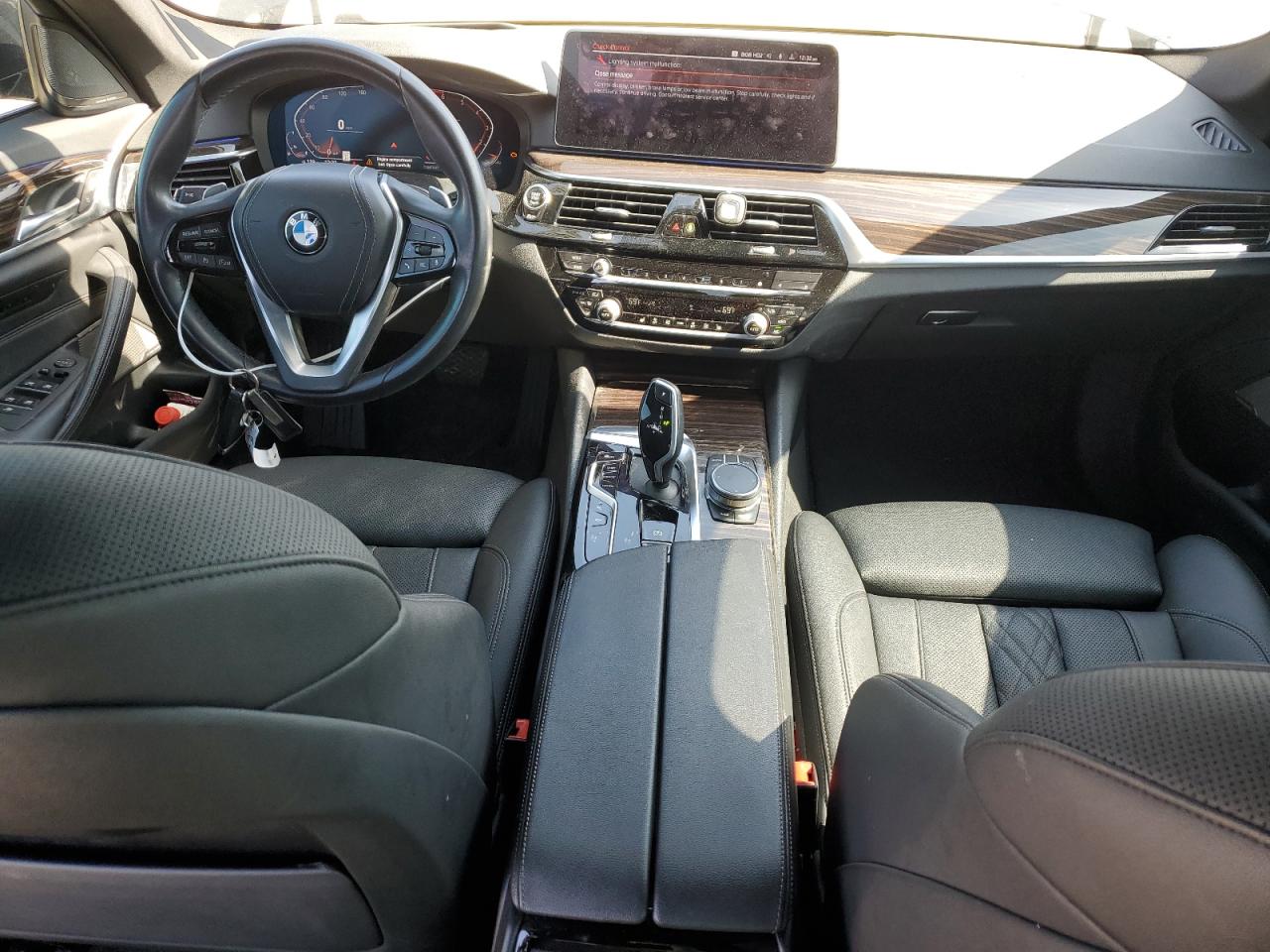 2021 BMW 5er VIN WBA53BH06MCF43192 Copart auction photo, front end damage thumbnail 8