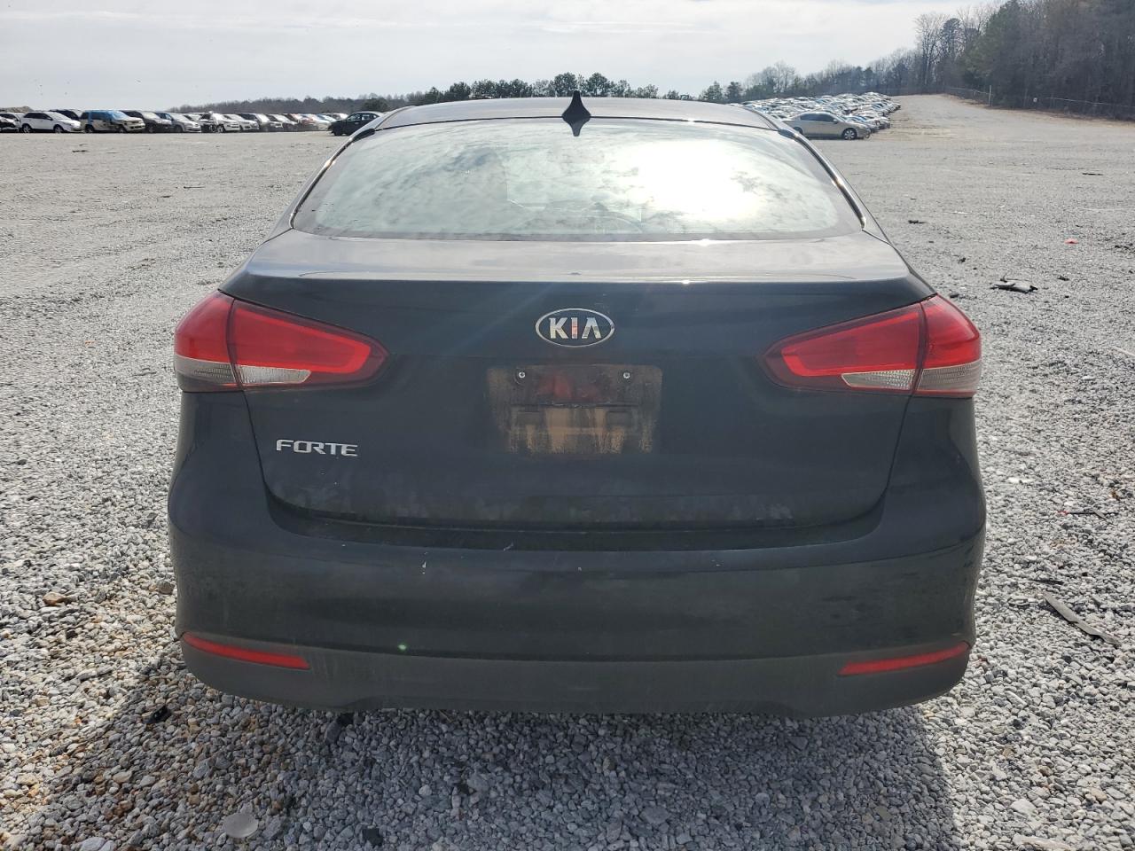 2017 KIA Forte VIN 3KPFK4A77HE074994 Copart auction photo, front end / minor dent/scratches damage thumbnail 6