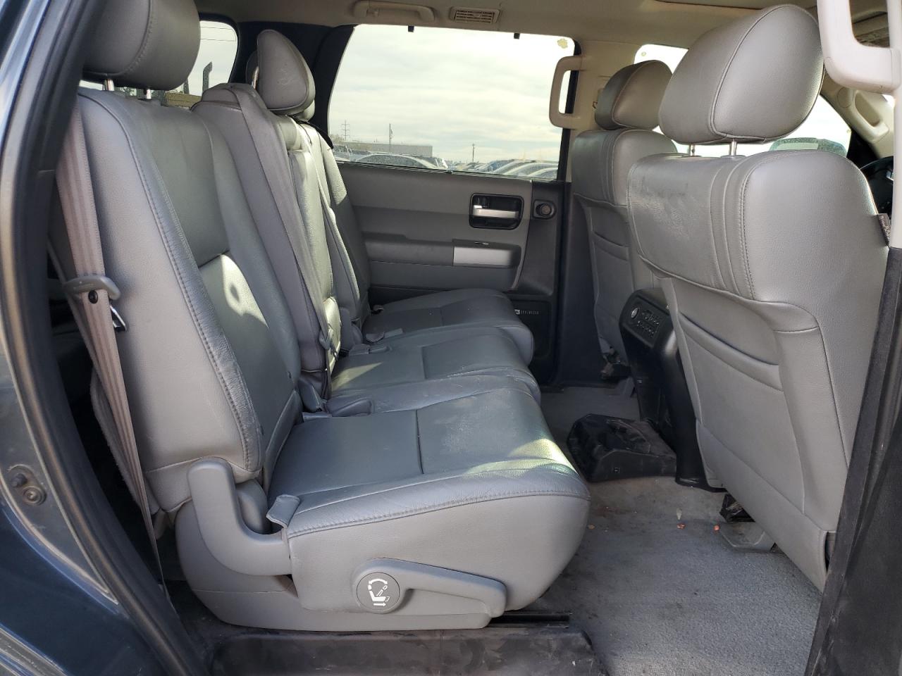 2008 Toyota Sequoia VIN 5TDBY68AX8S008472 Copart auction photo, front end / rear end damage thumbnail 11
