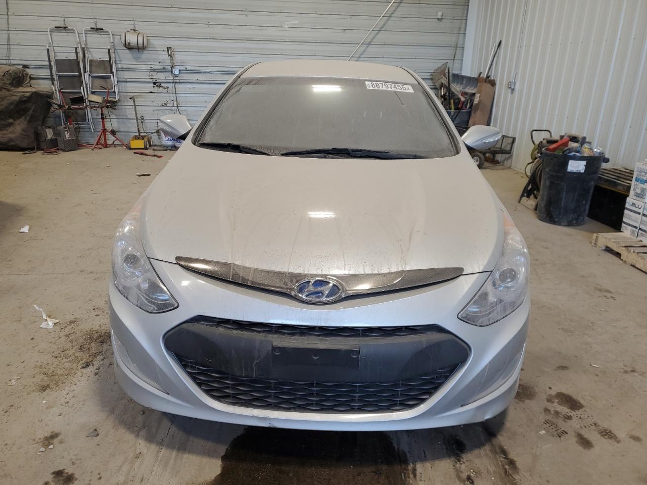 2015 Hyundai Sonata VIN KMHEC4A49FA135224 Copart auction photo, minor dent/scratches damage thumbnail 5
