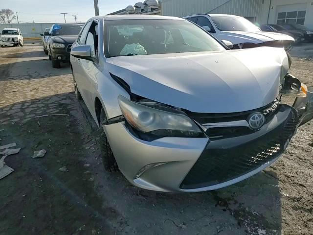 2016 Toyota Camry VIN 4T1BF1FK3GU598881 Copart auction photo, front end / minor dent/scratches damage thumbnail 11