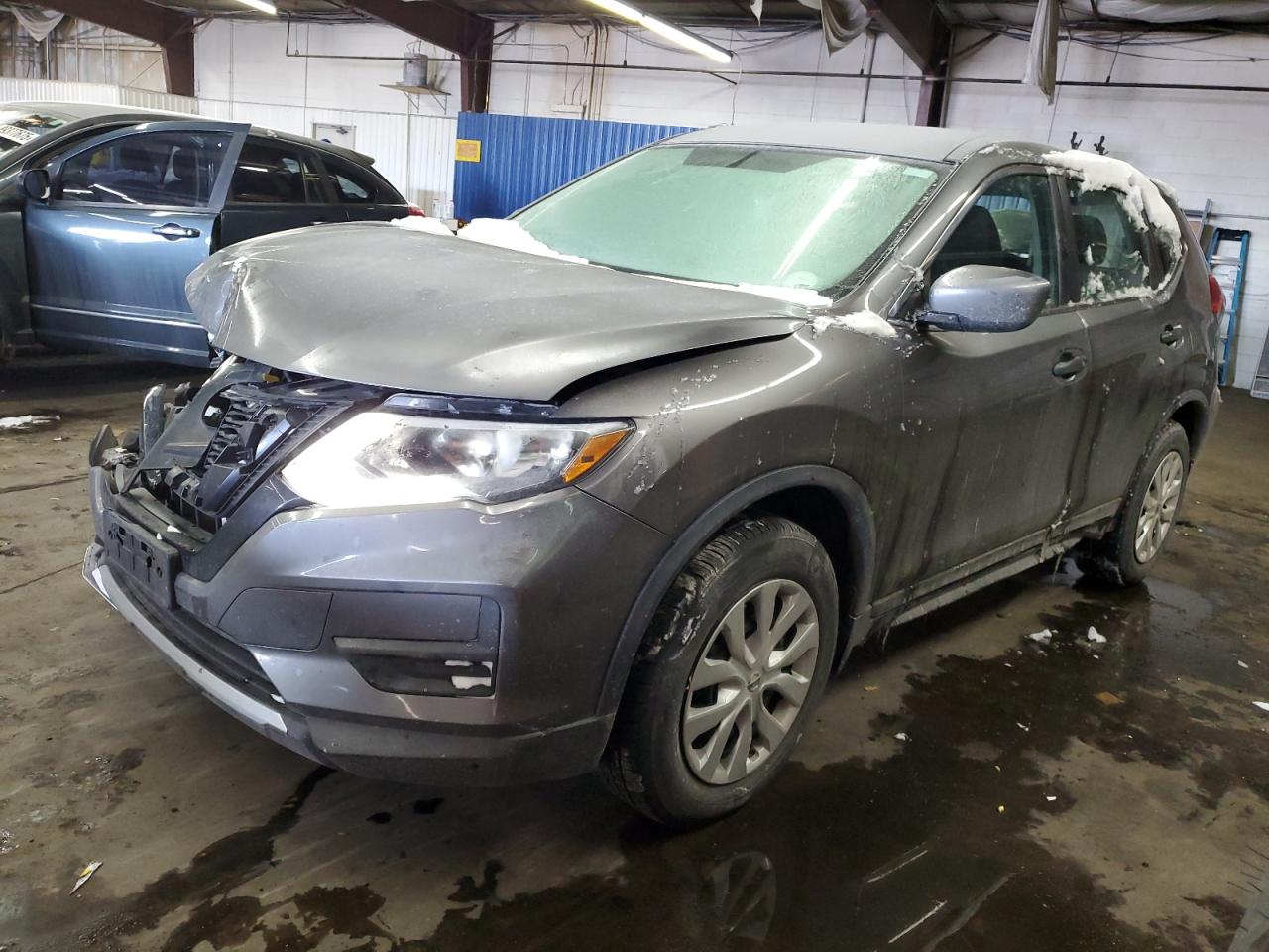 2017 Nissan Rogue VIN KNMAT2MV6HP588339